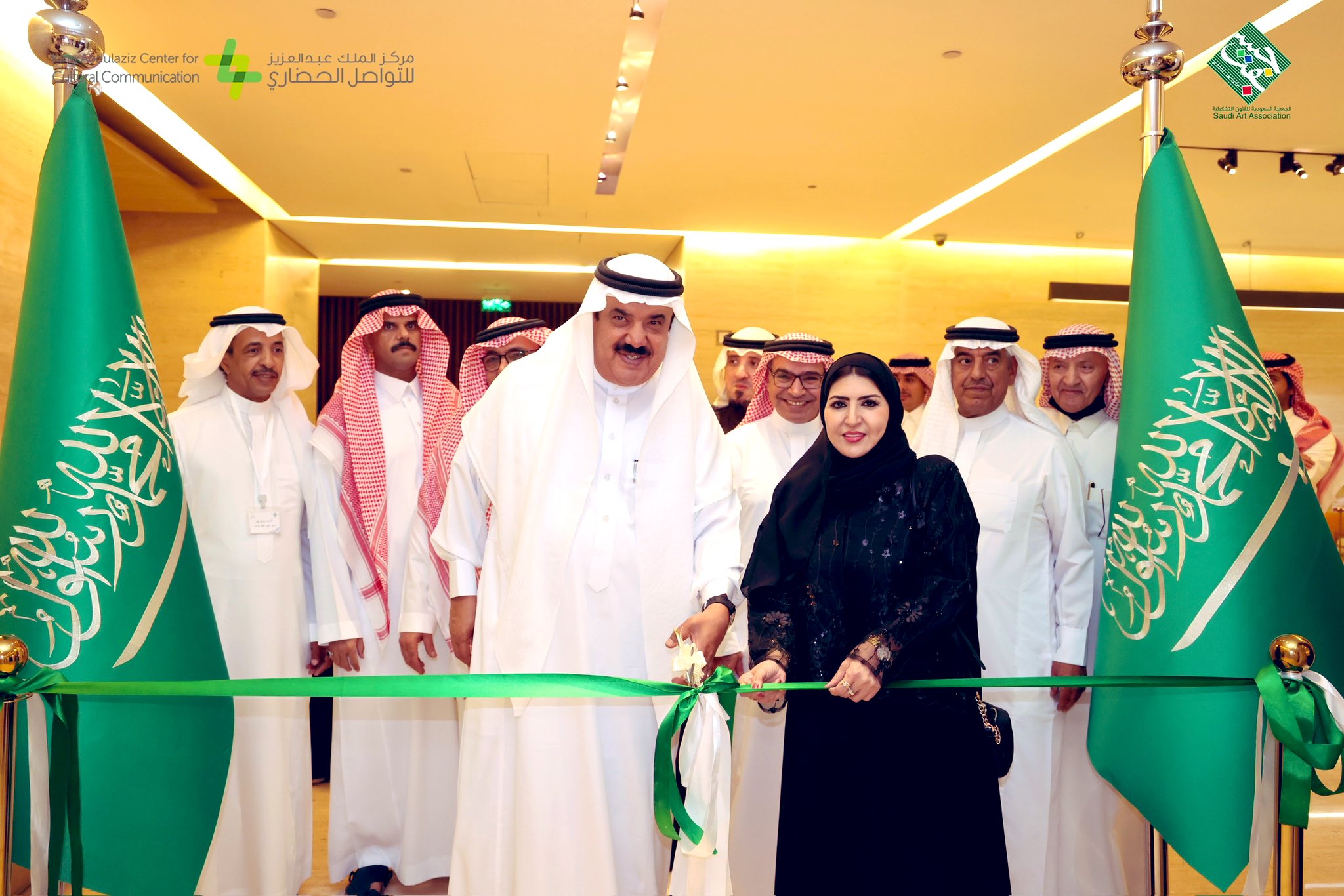 انطلاق المعرض التشكيلي المصاحب لملتقى الثقافة ذاكرة وطن وروح التأسيس